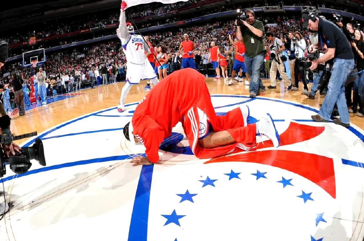 华体会体育-篮球明星异国对决,现场气氛热烈的简单介绍  第1张 华体会体育-篮球明星异国对决,现场气氛热烈的简单介绍  第1张