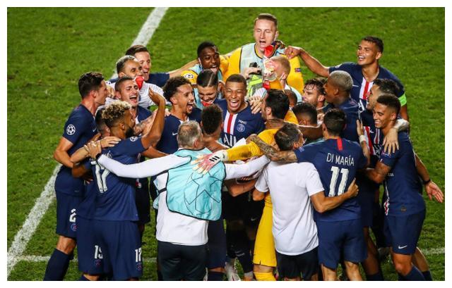 华体会-关于切尔西险胜多特蒙德，C罗乌龙送礼德甲的信息  第1张